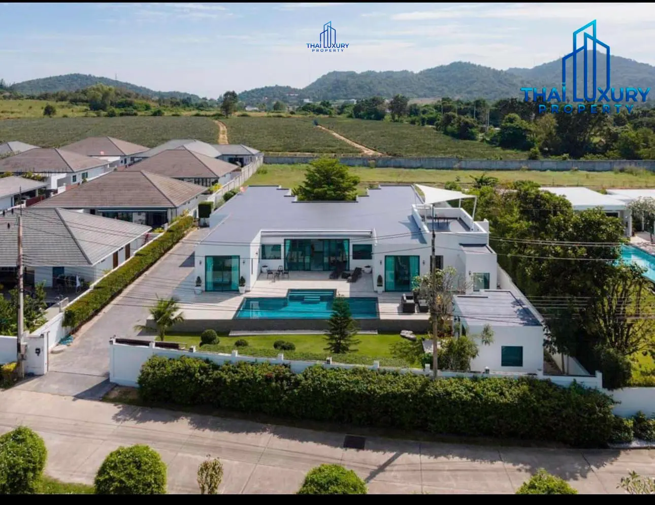 Modern 6 Bedroom Pool Villa at Sunset Views Hua Hin For Sale