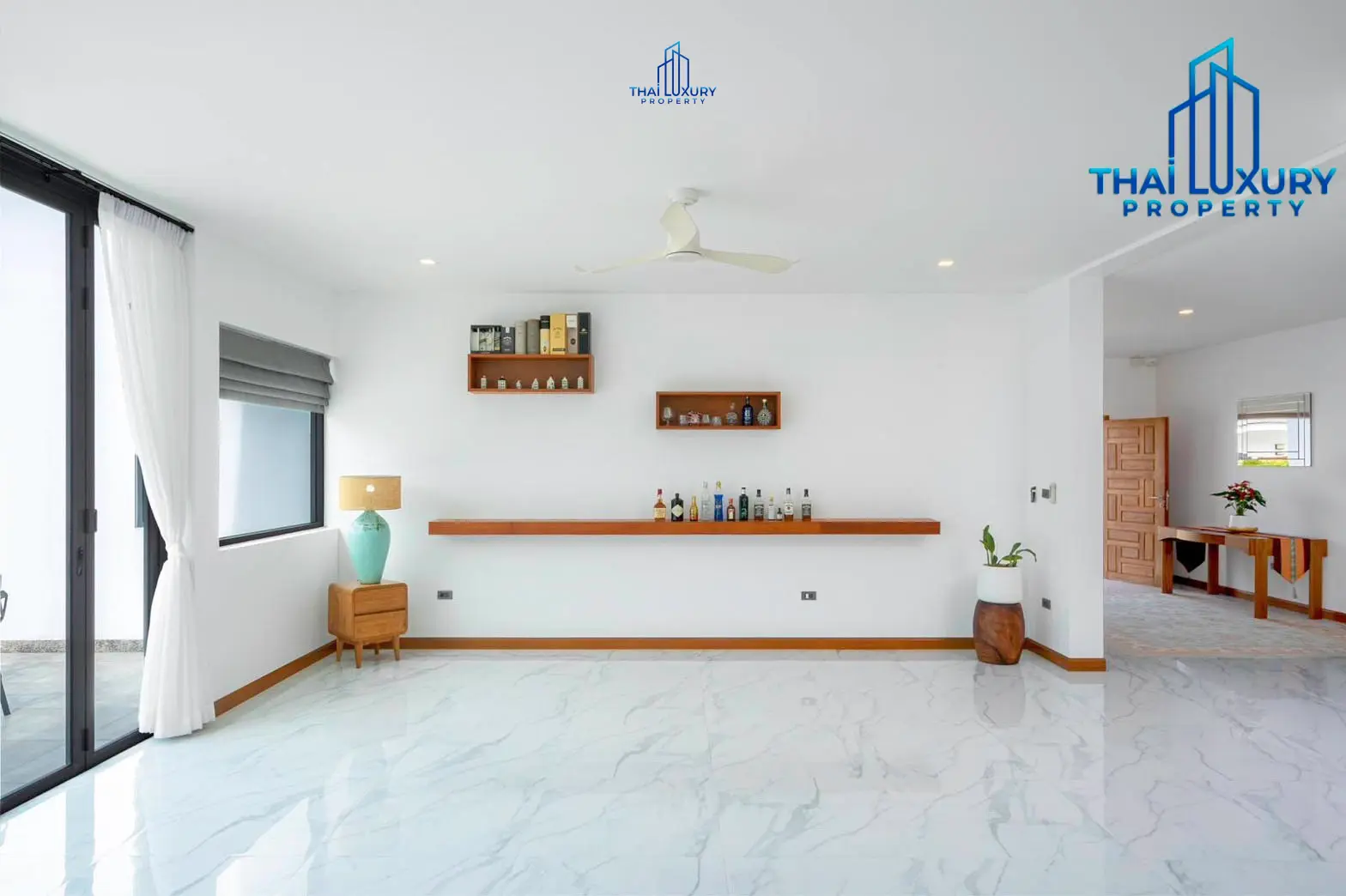 Modern 6 Bedroom Pool Villa at Sunset Views Hua Hin For Sale