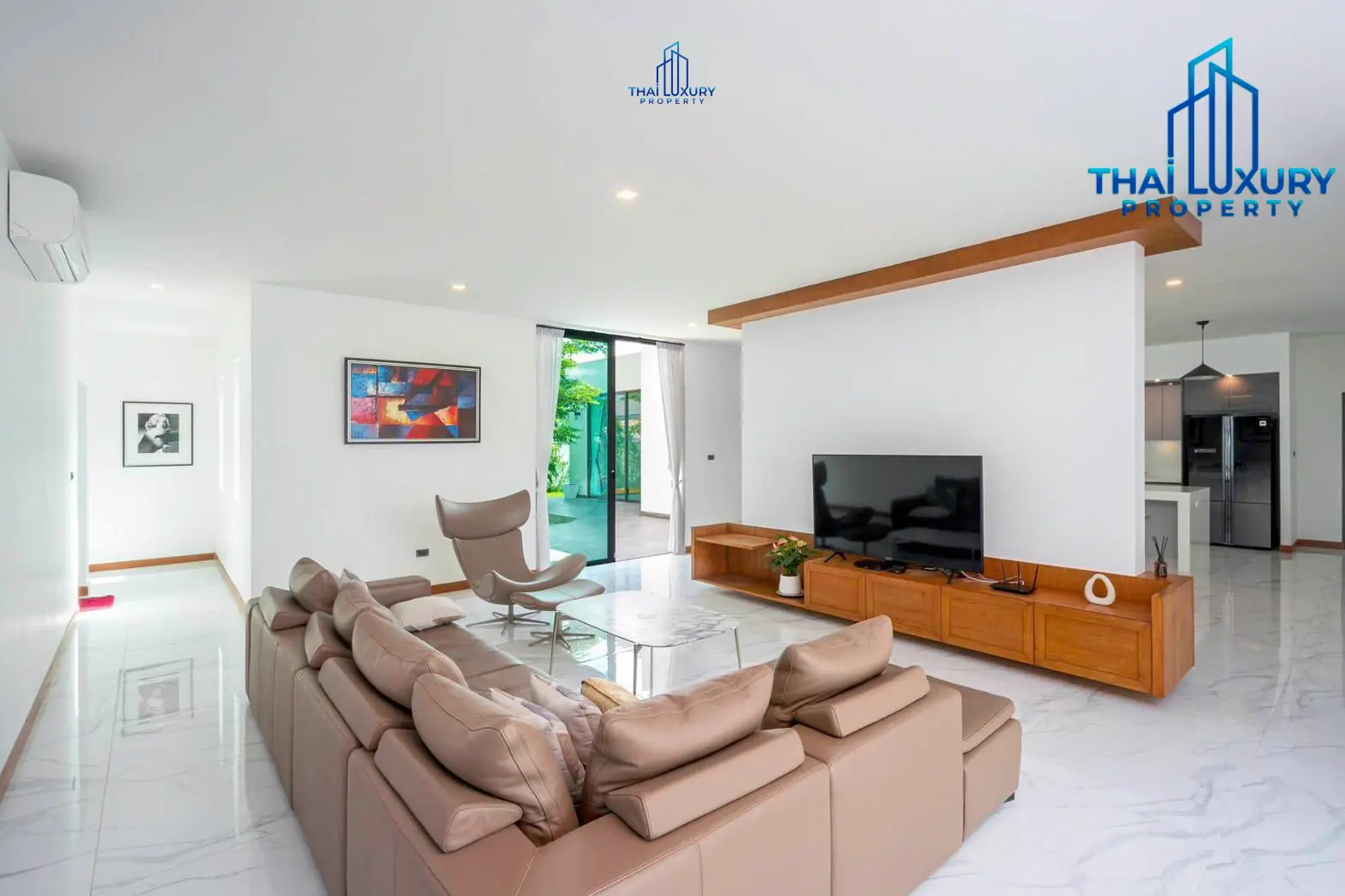 Modern 6 Bedroom Pool Villa at Sunset Views Hua Hin For Sale