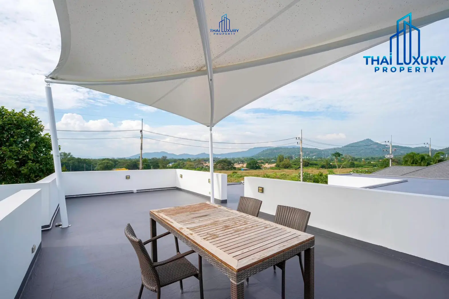 Modern 6 Bedroom Pool Villa at Sunset Views Hua Hin For Sale