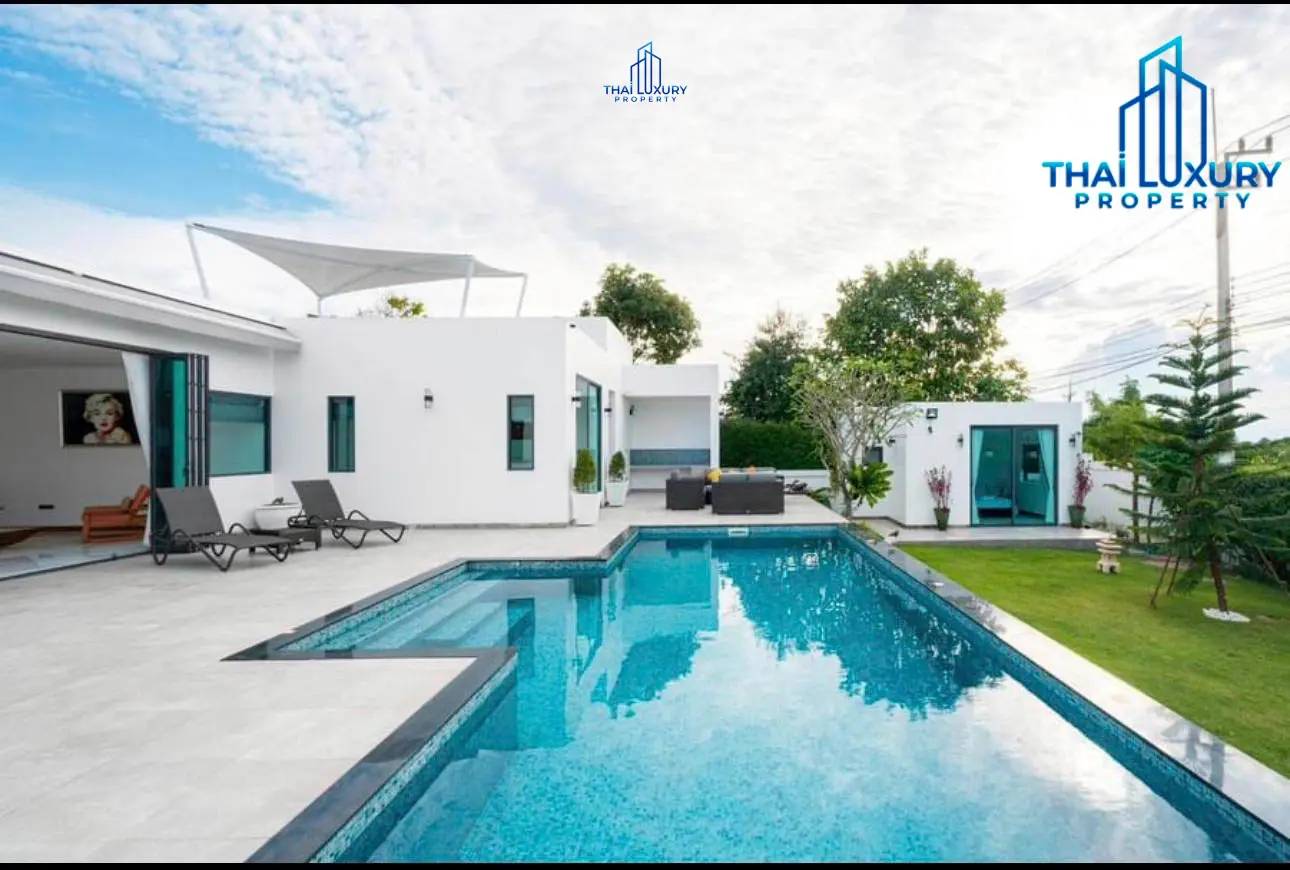 Modern 6 Bedroom Pool Villa at Sunset Views Hua Hin For Sale
