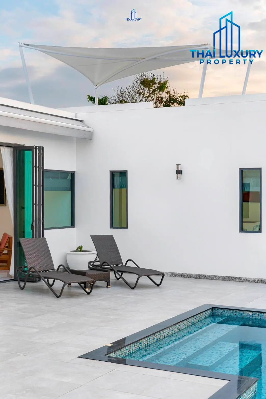 Modern 6 Bedroom Pool Villa at Sunset Views Hua Hin For Sale