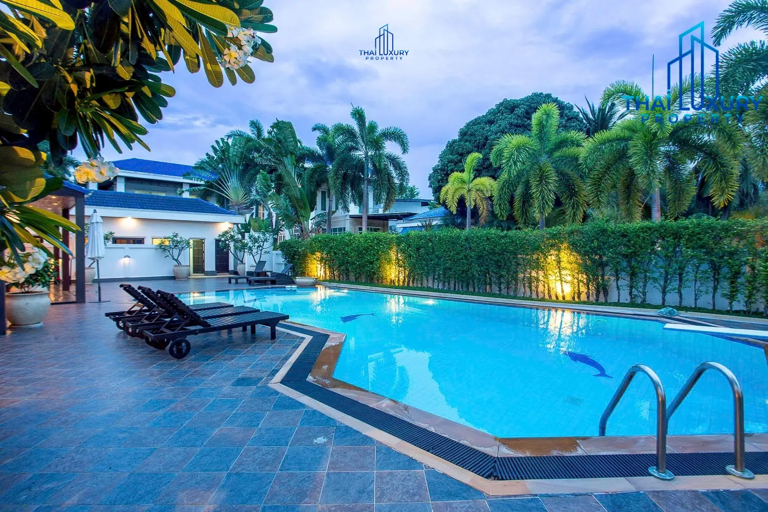 Luxury 2-Storey Pool Villa for Sale Prime Hua Hin City Center Location