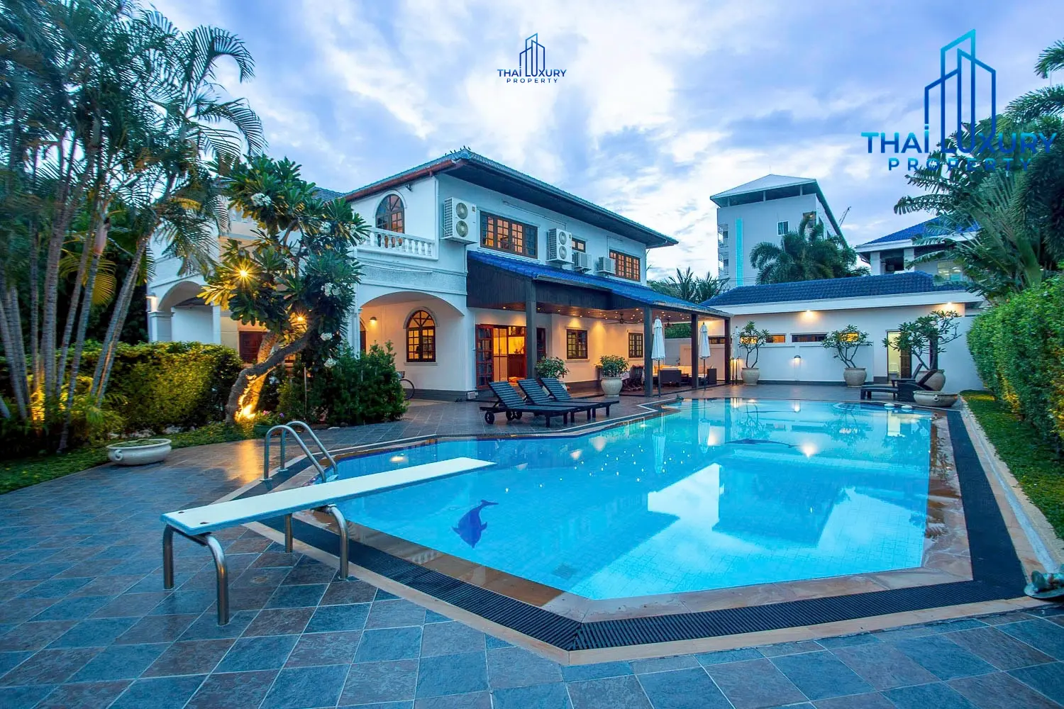 Luxury 2-Storey Pool Villa for Sale Prime Hua Hin City Center Location