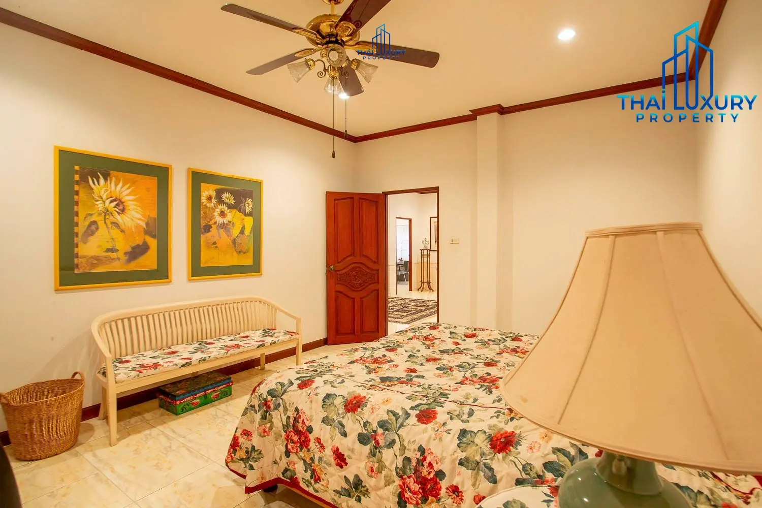 Luxury 2-Storey Pool Villa for Sale Prime Hua Hin City Center Location
