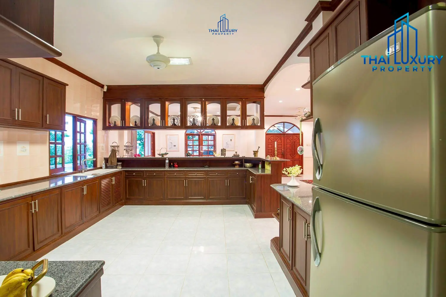 Luxury 2-Storey Pool Villa for Sale Prime Hua Hin City Center Location