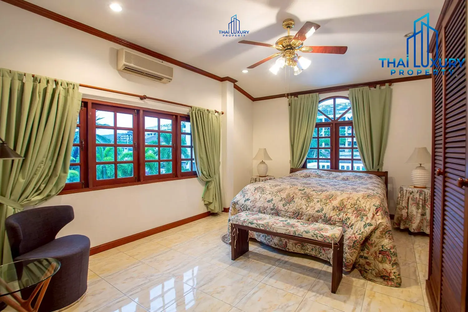 Luxury 2-Storey Pool Villa for Sale Prime Hua Hin City Center Location