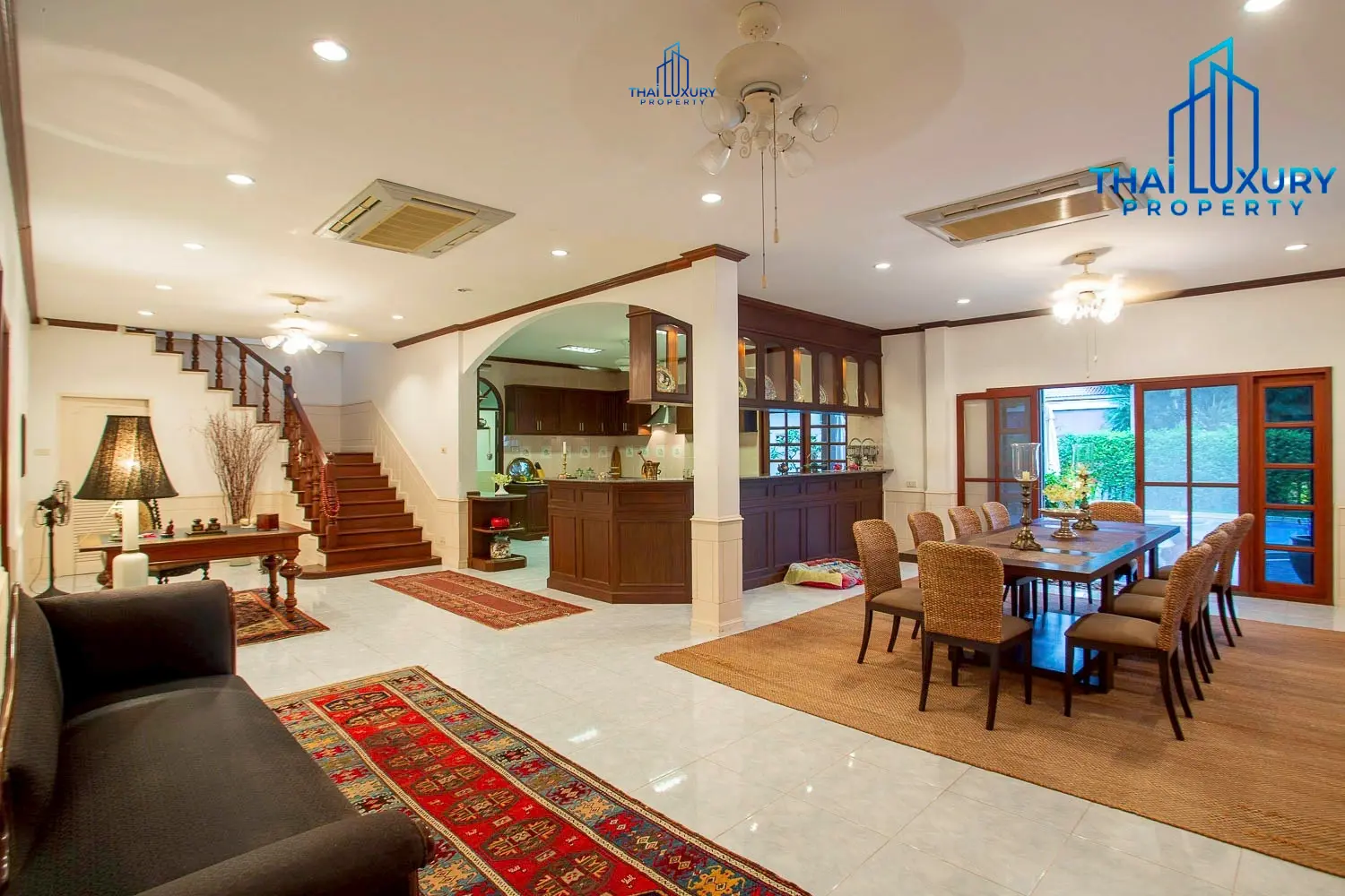 Luxury 2-Storey Pool Villa for Sale Prime Hua Hin City Center Location