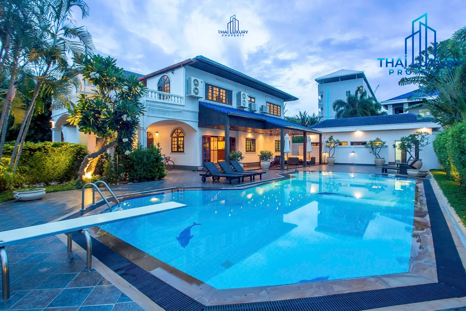 Luxury 2-Storey Pool Villa for Sale Prime Hua Hin City Center Location