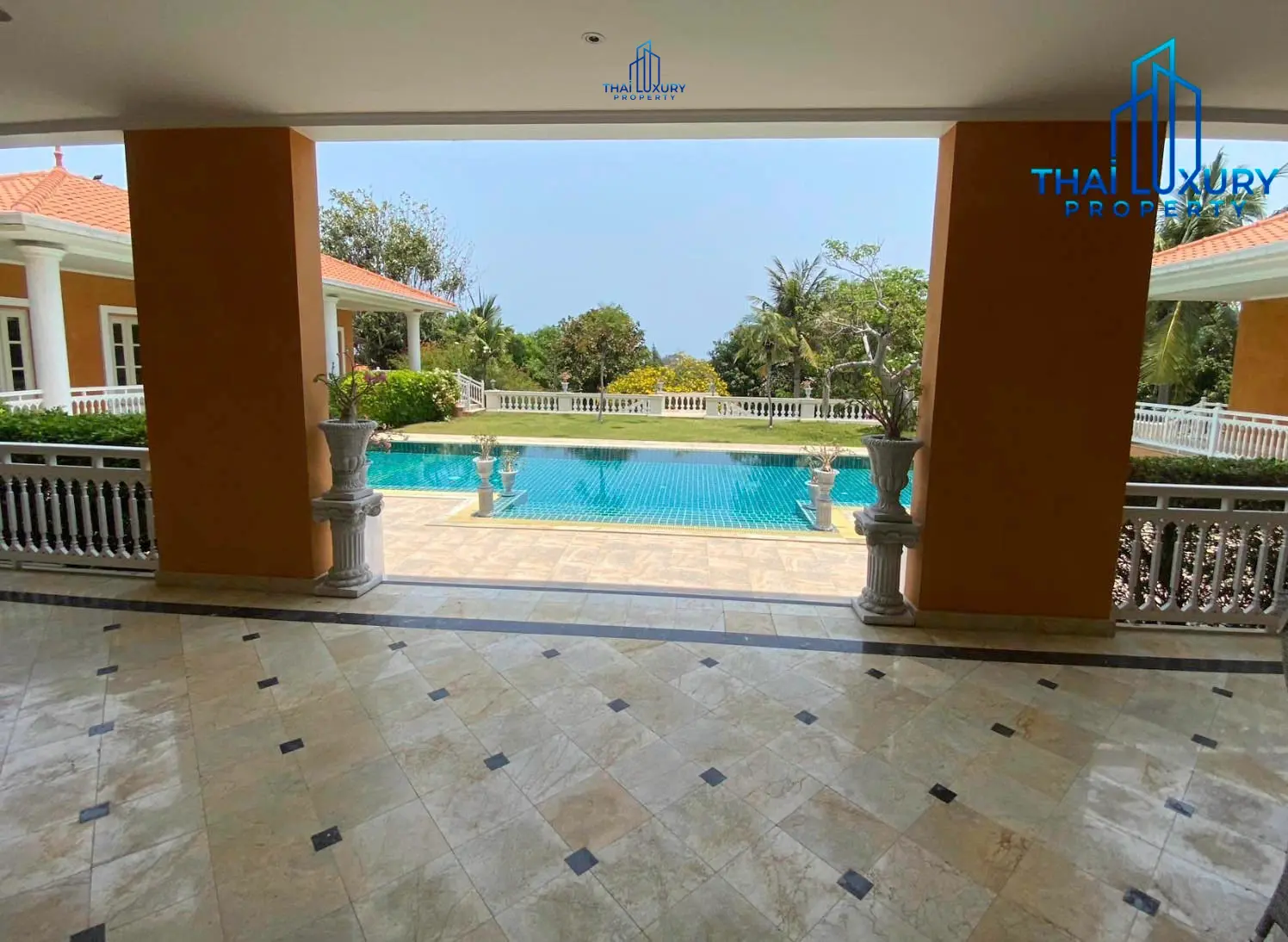 Grand & Luxurious 7-Bedroom Mansion on 2 Rai for Rent or Sale – Soi 116, Hua Hin