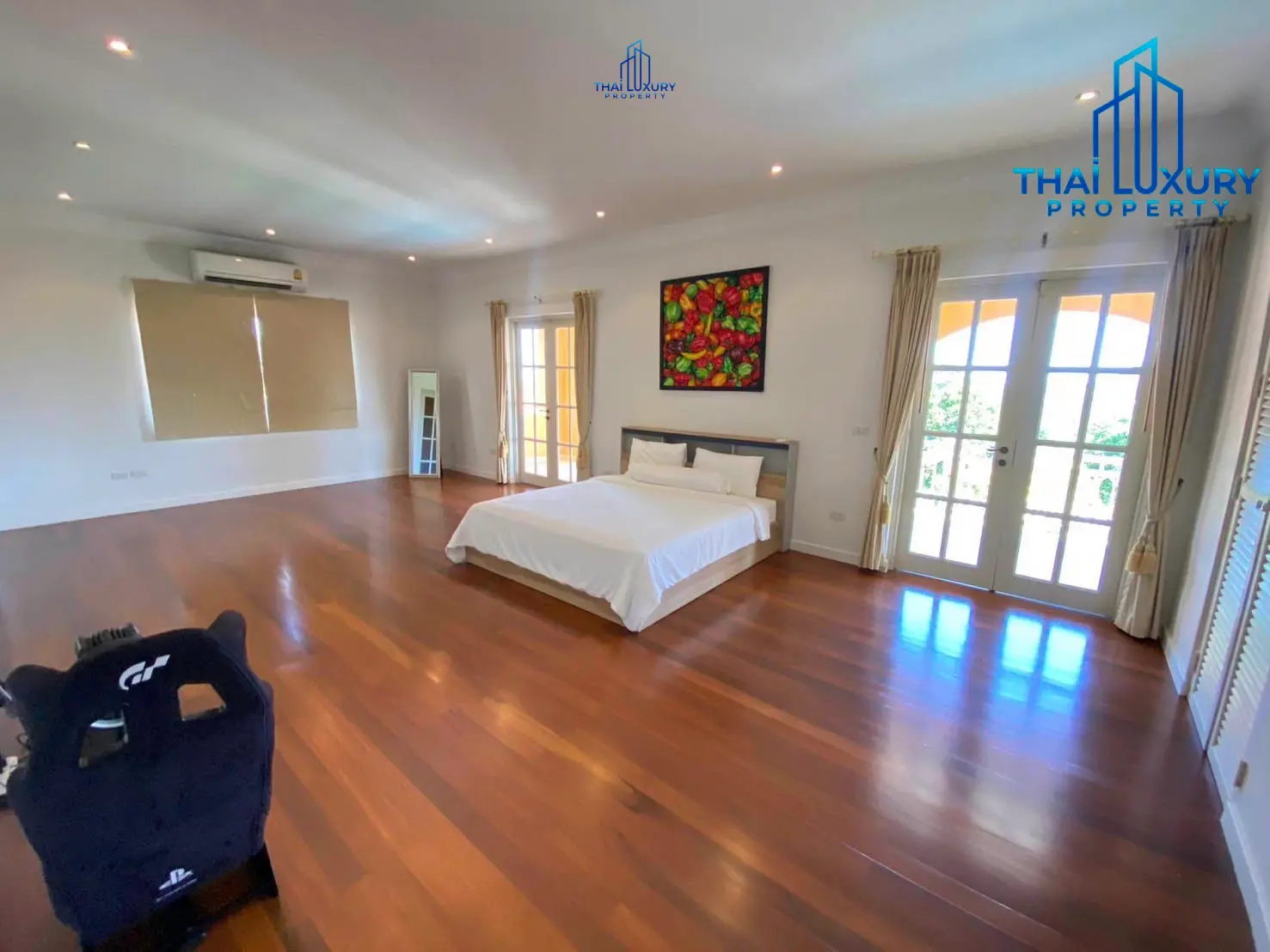 Grand & Luxurious 7-Bedroom Mansion on 2 Rai for Rent or Sale – Soi 116, Hua Hin