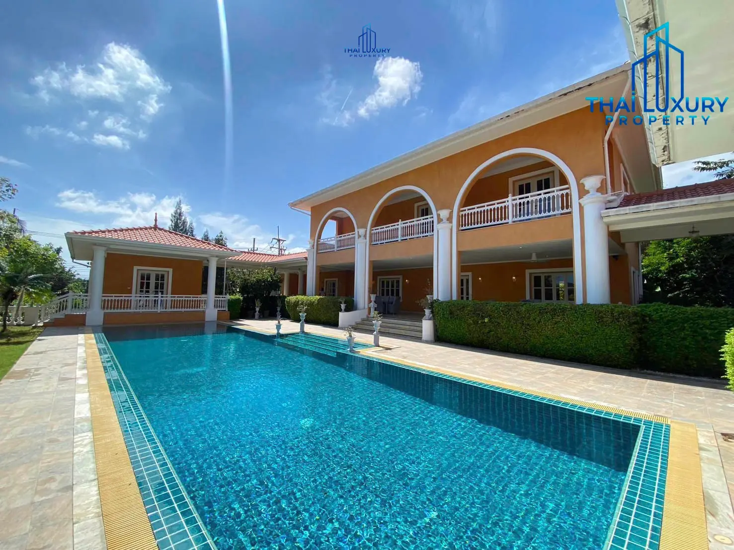 Grand & Luxurious 7-Bedroom Mansion on 2 Rai for Rent or Sale – Soi 116, Hua Hin