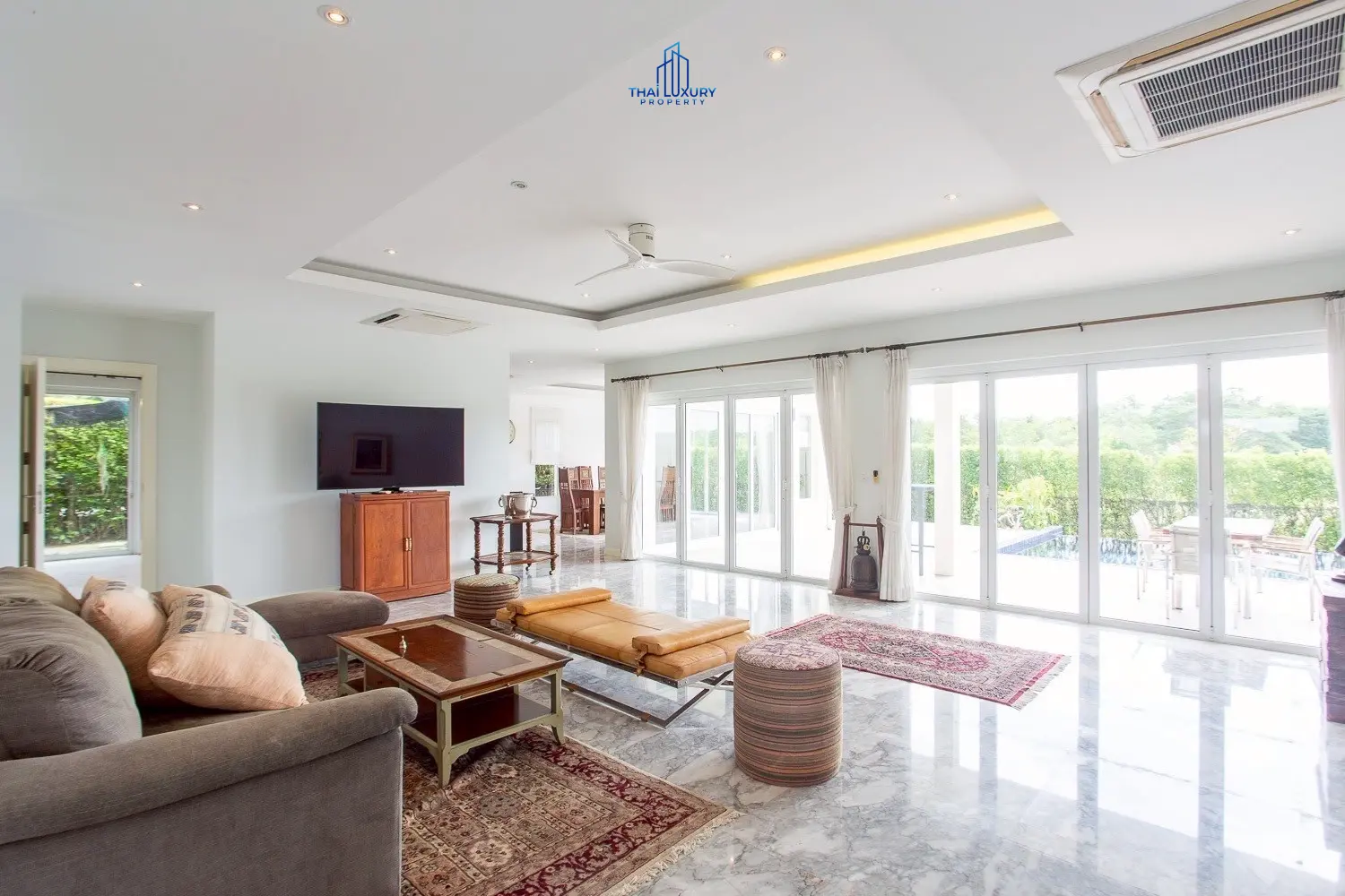 Luxury 2-Storey 4 Bedrooms Pool Villa At Black Mountain Golf Course Hua Hin For Sale and Rent