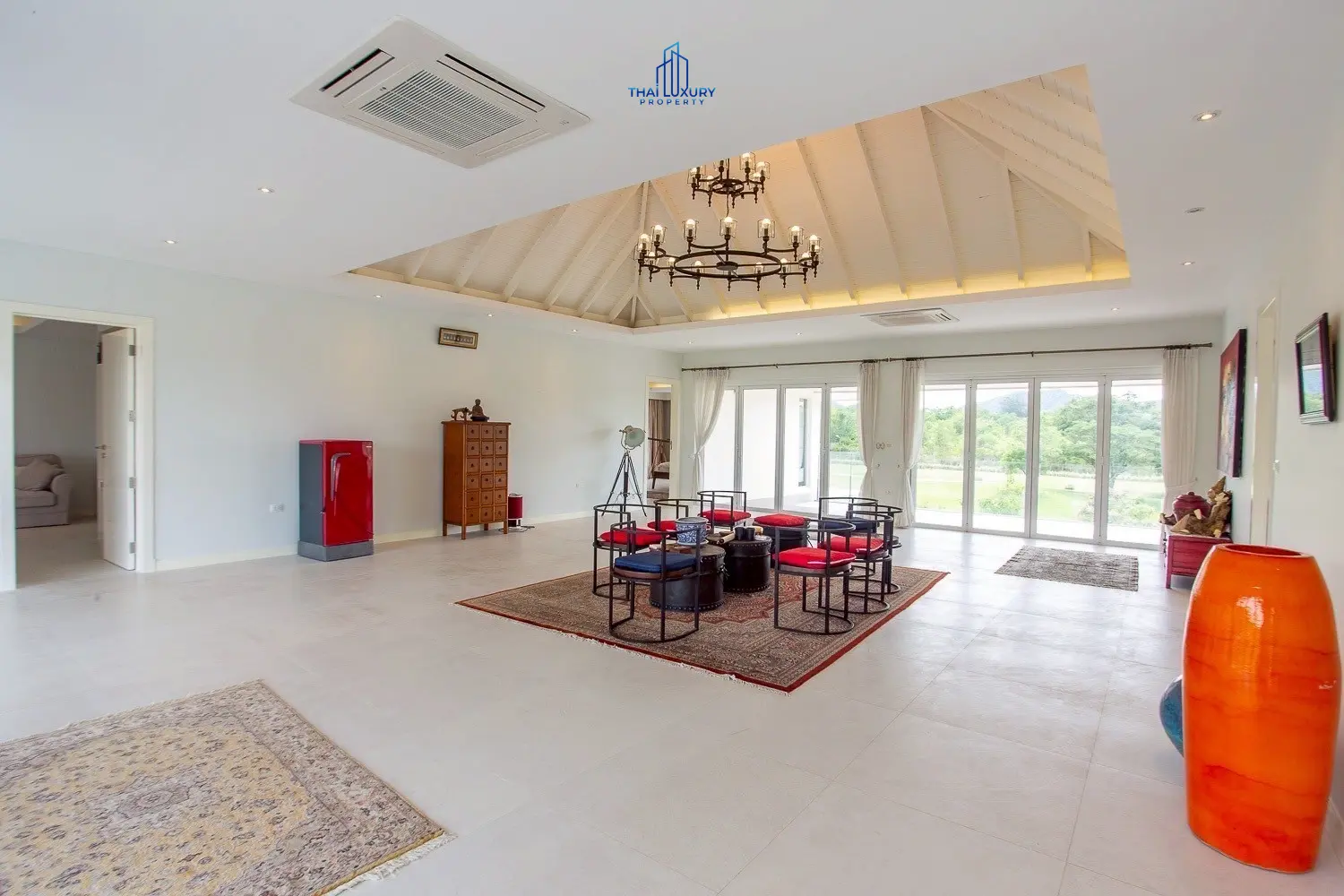 Luxury 2-Storey 4 Bedrooms Pool Villa At Black Mountain Golf Course Hua Hin For Sale and Rent