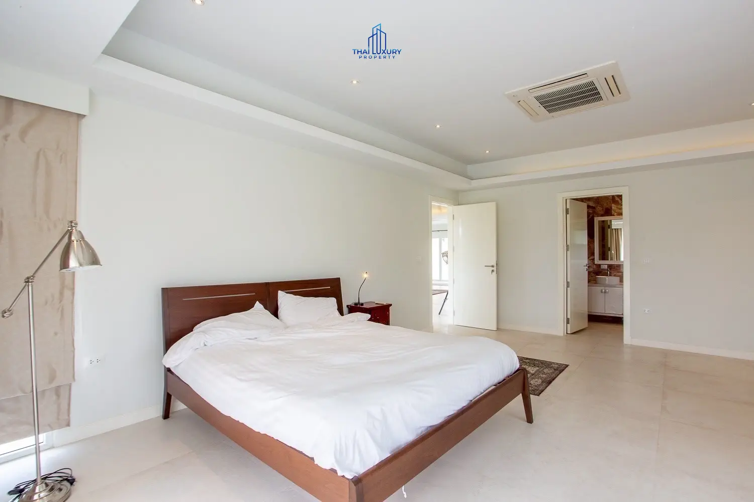 Luxury 2-Storey 4 Bedrooms Pool Villa At Black Mountain Golf Course Hua Hin For Sale and Rent