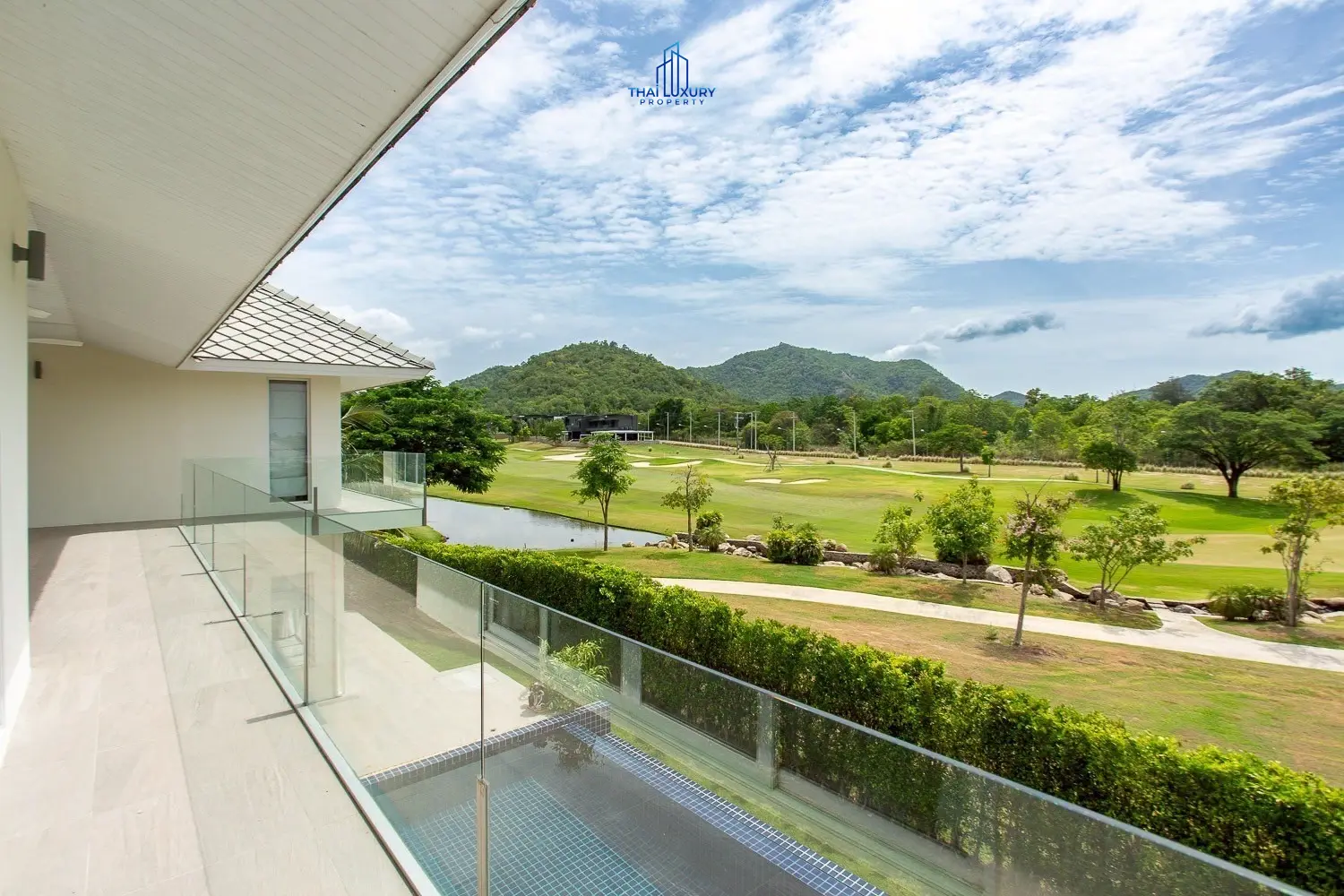 Luxury 2-Storey 4 Bedrooms Pool Villa At Black Mountain Golf Course Hua Hin For Sale and Rent