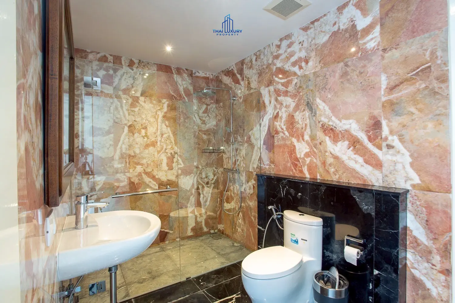 Luxury 2-Storey 4 Bedrooms Pool Villa At Black Mountain Golf Course Hua Hin For Sale and Rent