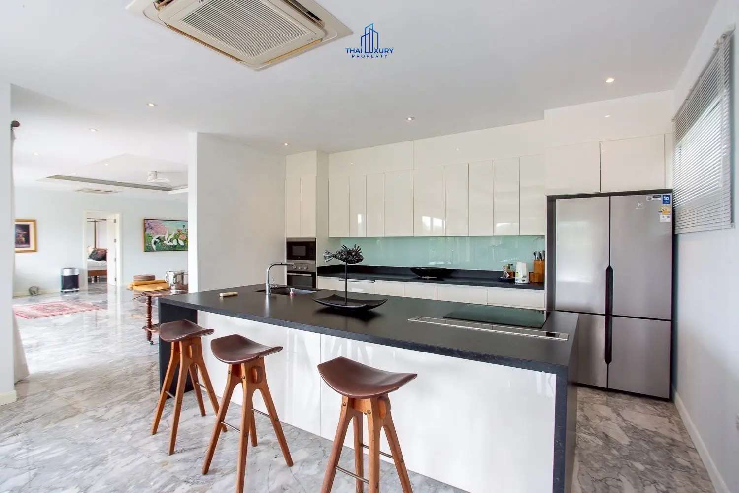 Luxury 2-Storey 4 Bedrooms Pool Villa At Black Mountain Golf Course Hua Hin For Sale and Rent