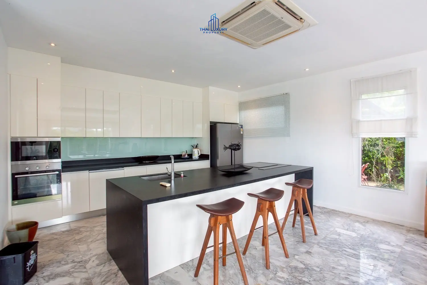 Luxury 2-Storey 4 Bedrooms Pool Villa At Black Mountain Golf Course Hua Hin For Sale and Rent