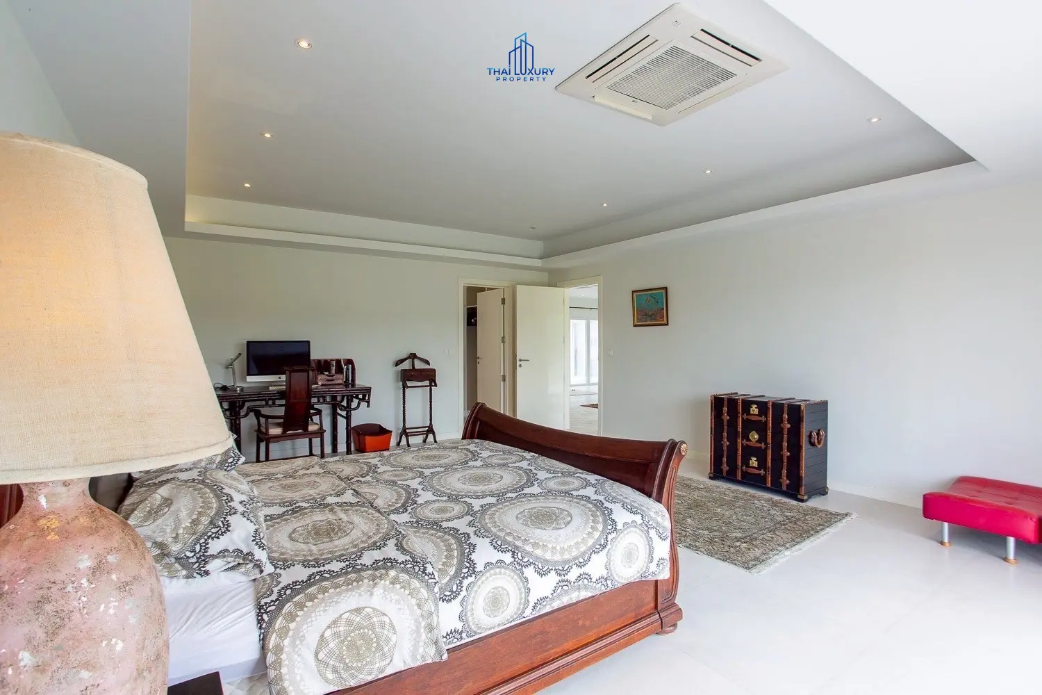 Luxury 2-Storey 4 Bedrooms Pool Villa At Black Mountain Golf Course Hua Hin For Sale and Rent