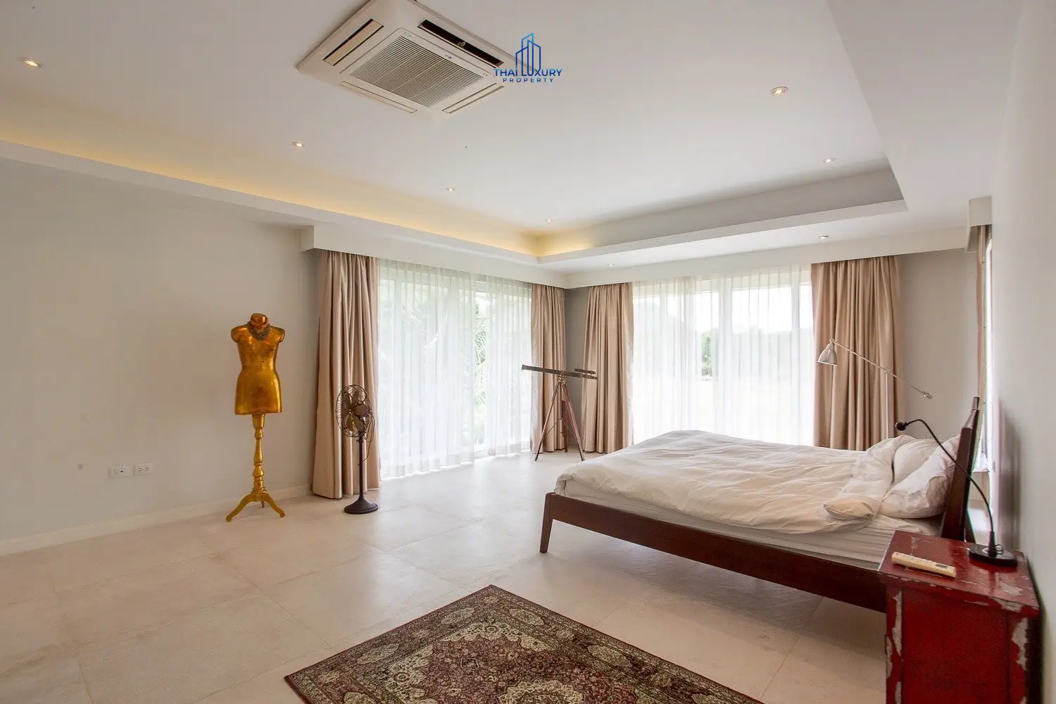 Luxury 2-Storey 4 Bedrooms Pool Villa At Black Mountain Golf Course Hua Hin For Sale and Rent