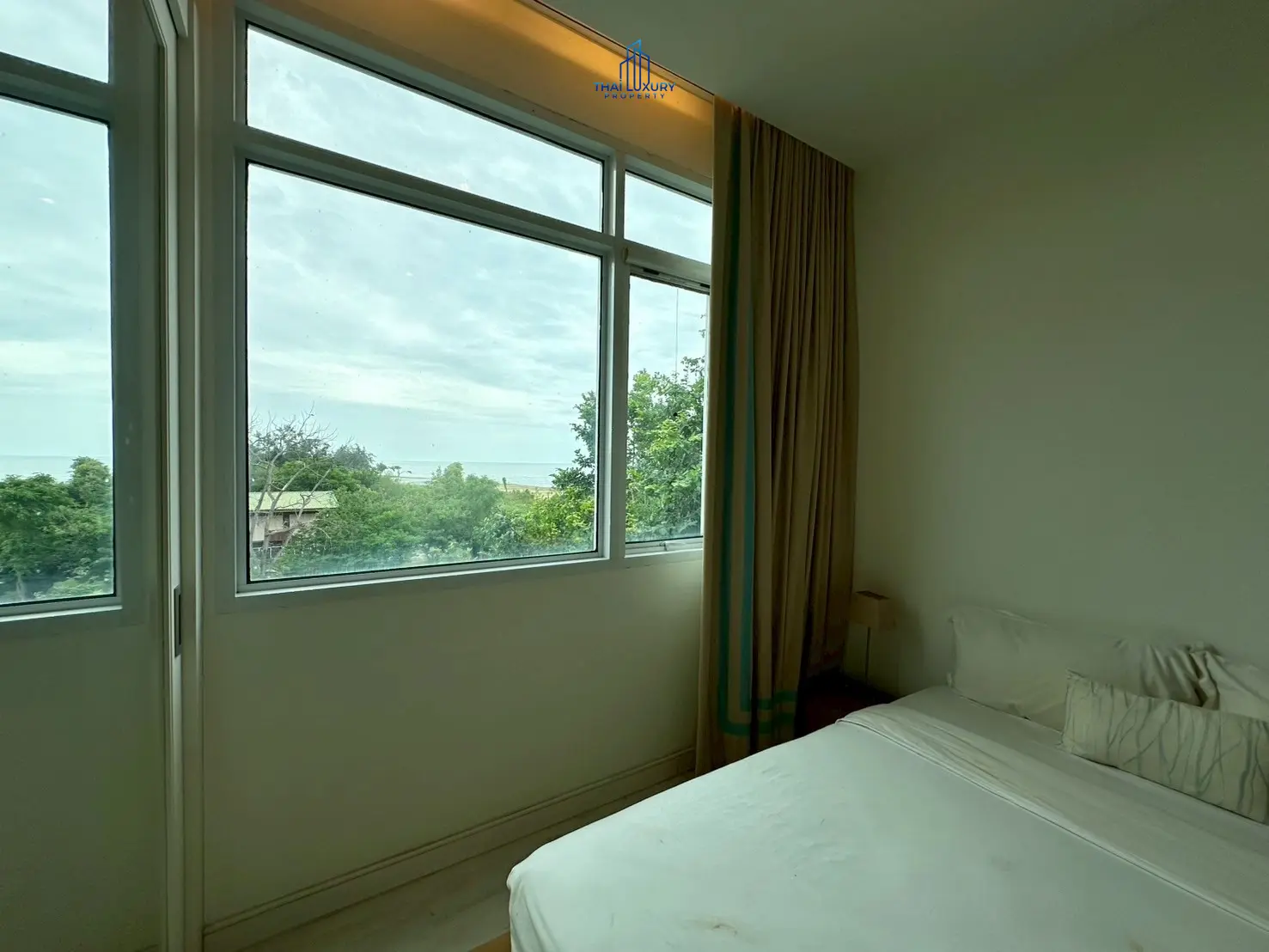  Luxury 3 Bedrooms Condominium with Sea View for Sale at Ocas Hua Hin