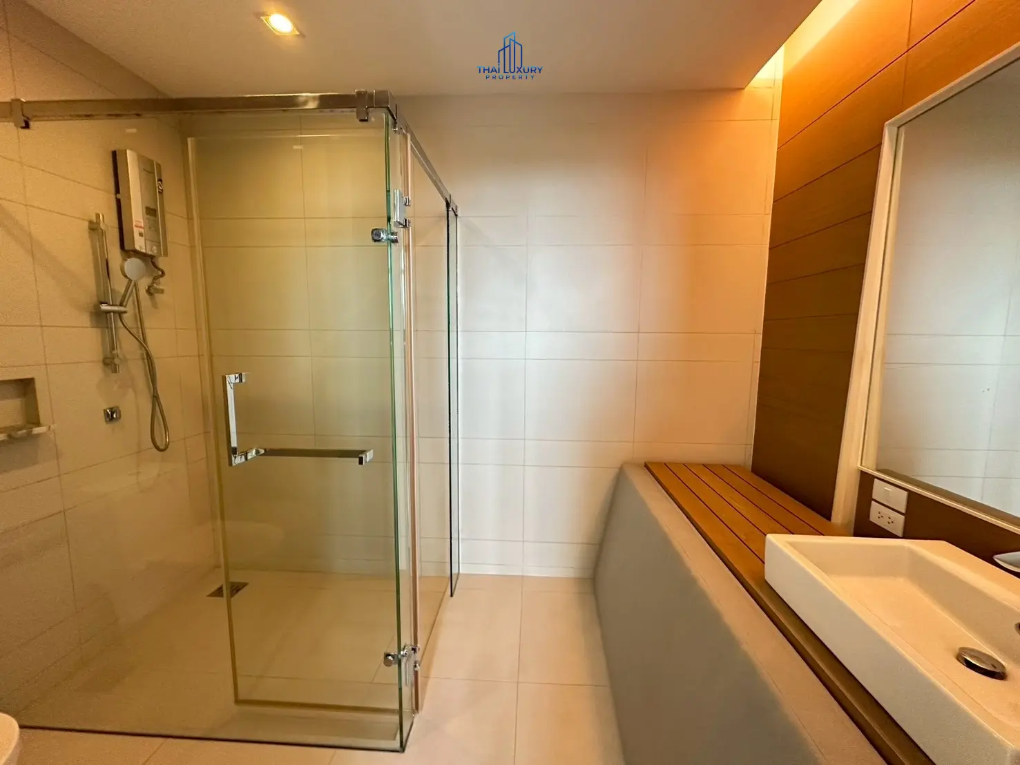  Luxury 3 Bedrooms Condominium with Sea View for Sale at Ocas Hua Hin