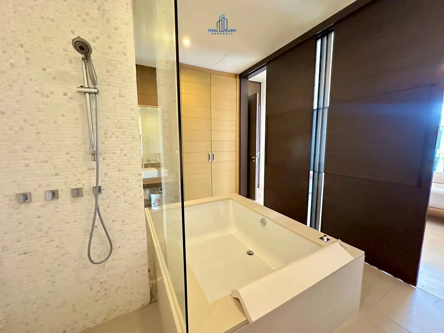  Luxury 3 Bedrooms Condominium with Sea View for Sale at Ocas Hua Hin