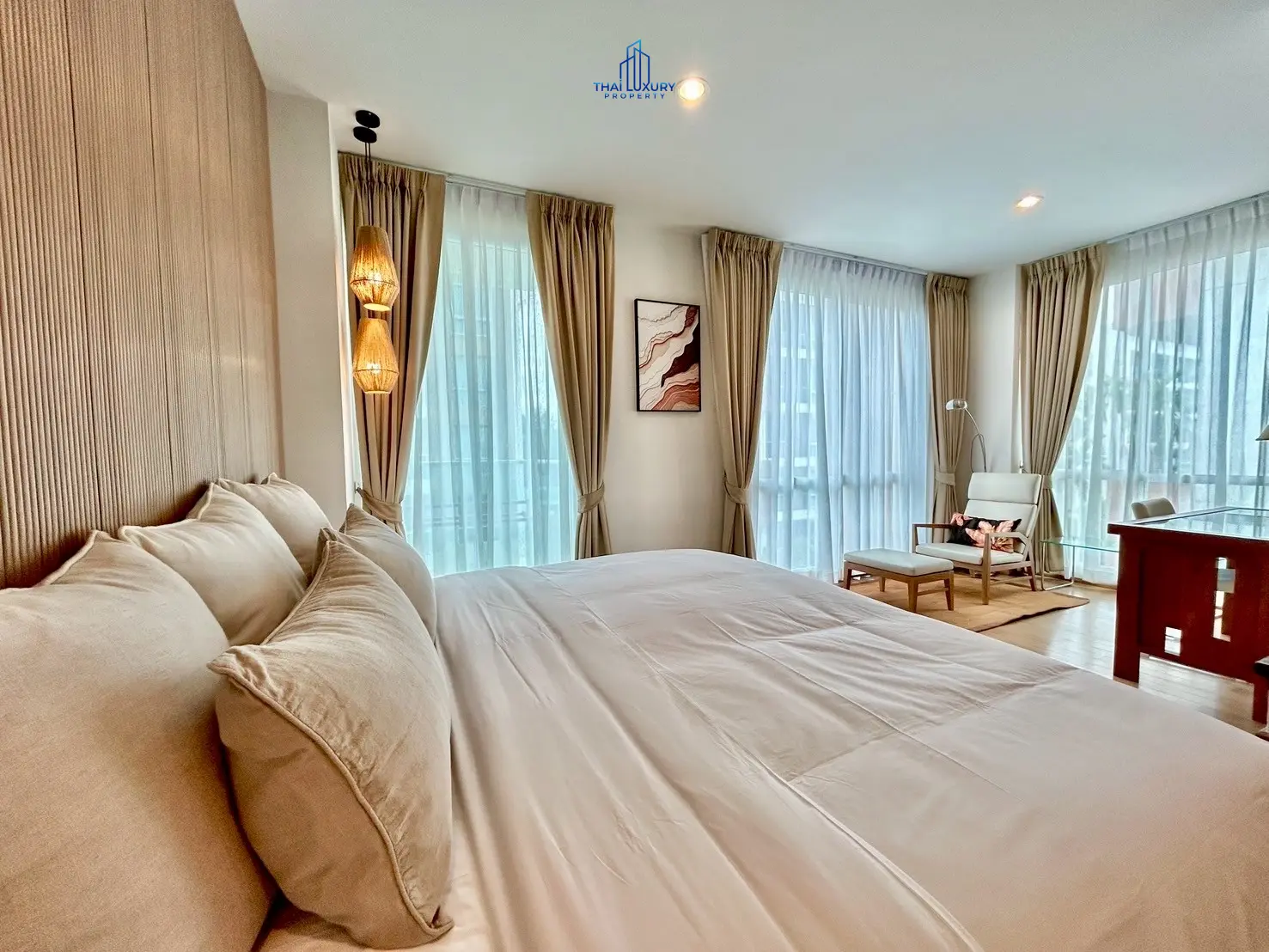 ขายคอนโดหรู 3 ห้องนอน ที่ The Breeze หัวหิน