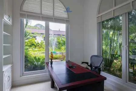 Belvida Estates : Luxury 6 Bedroom Pool Villa