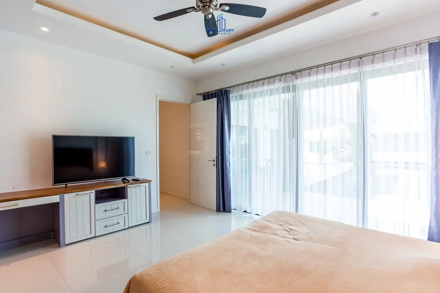 Modern Luxury 3 Bedrooms Villa With Pool For Sale At The Clouds Hua Hin