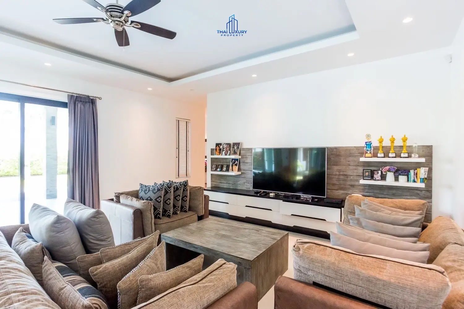 Modern Luxury 3 Bedrooms Villa With Pool For Sale At The Clouds Hua Hin