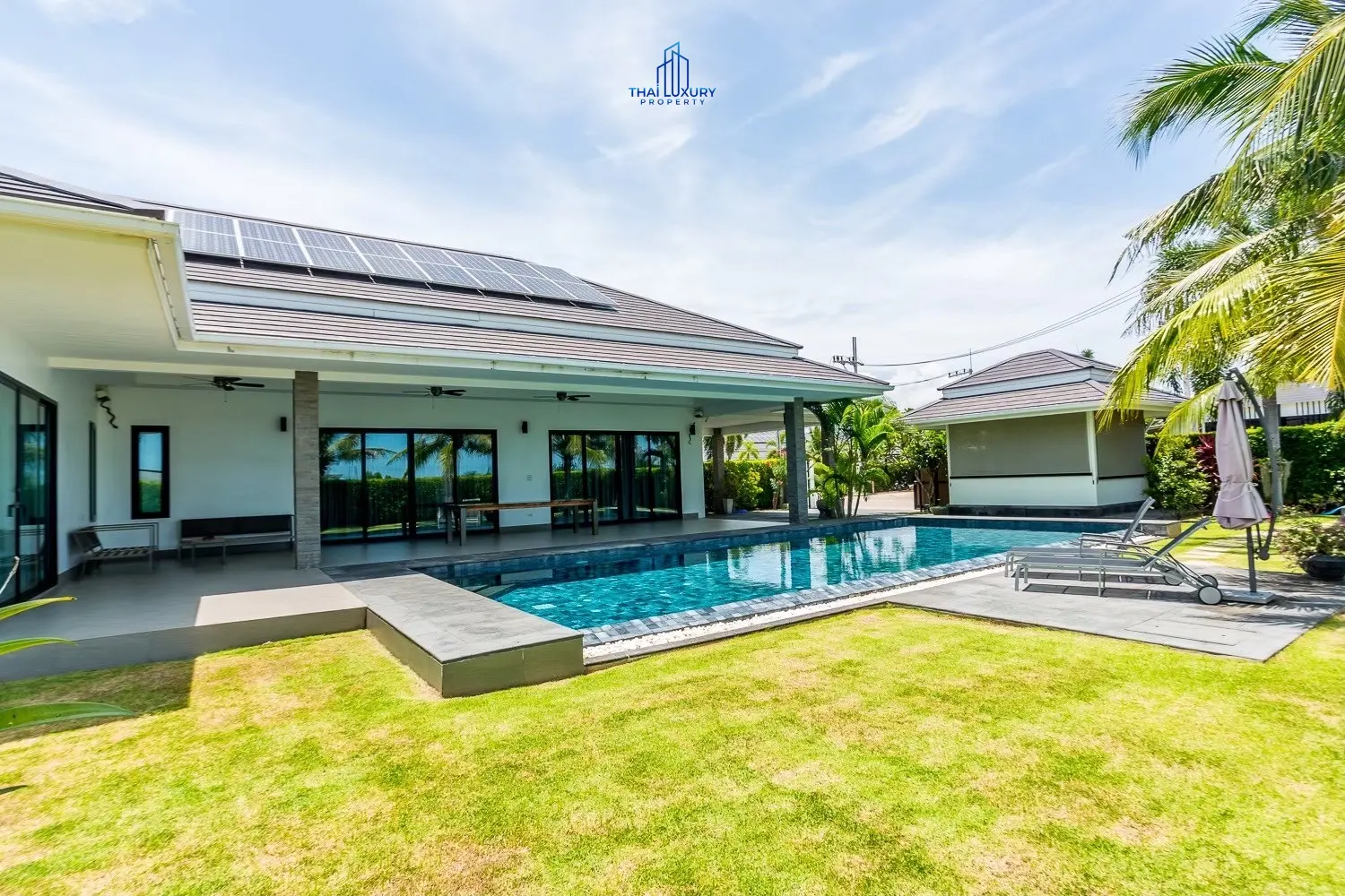Modern Luxury 3 Bedrooms Villa With Pool For Sale At The Clouds Hua Hin