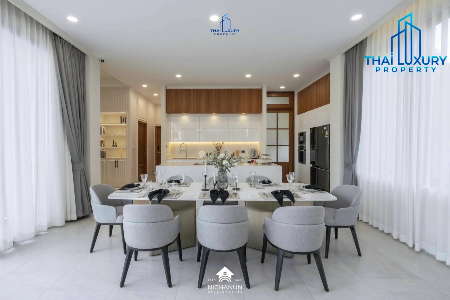 Luxury Modern 5 Bathrooms Pool Villa in Hua Hin – For Sale