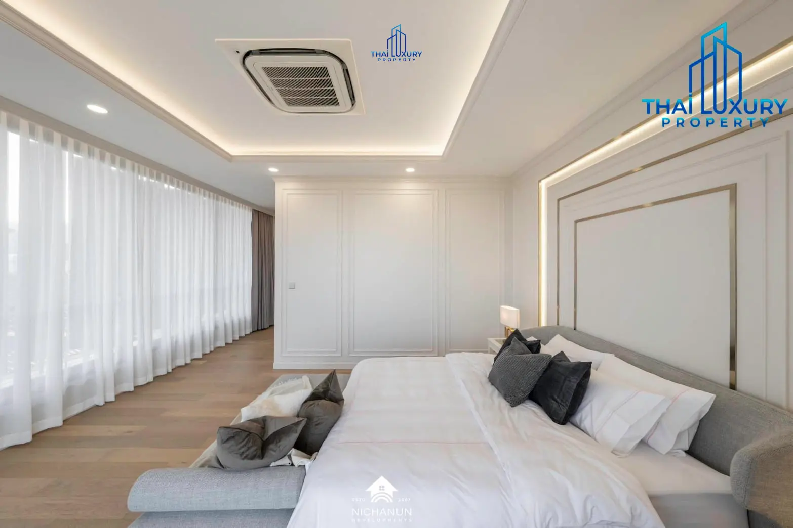 Luxury Modern 5 Bathrooms Pool Villa in Hua Hin – For Sale