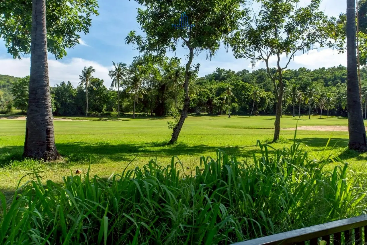 Prestige Luxury & Modern Pool Villa at Palm Hills Golf Course – For Sale