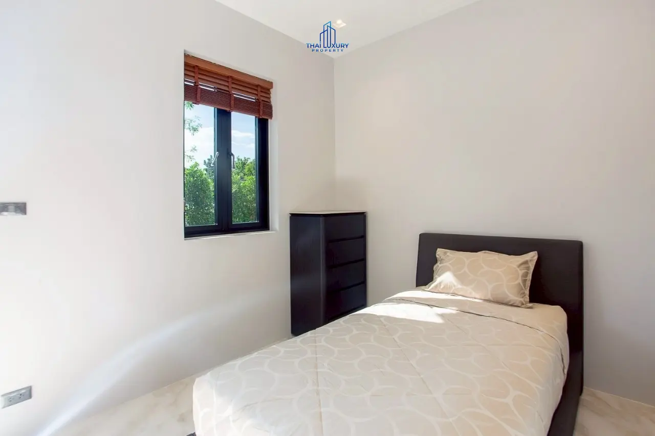 Prestige Luxury & Modern Pool Villa at Palm Hills Golf Course – For Sale