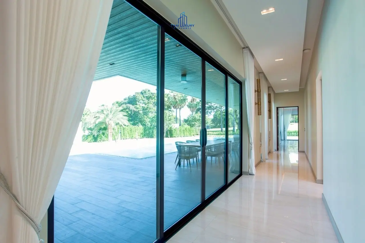 Prestige Luxury & Modern Pool Villa at Palm Hills Golf Course – For Sale