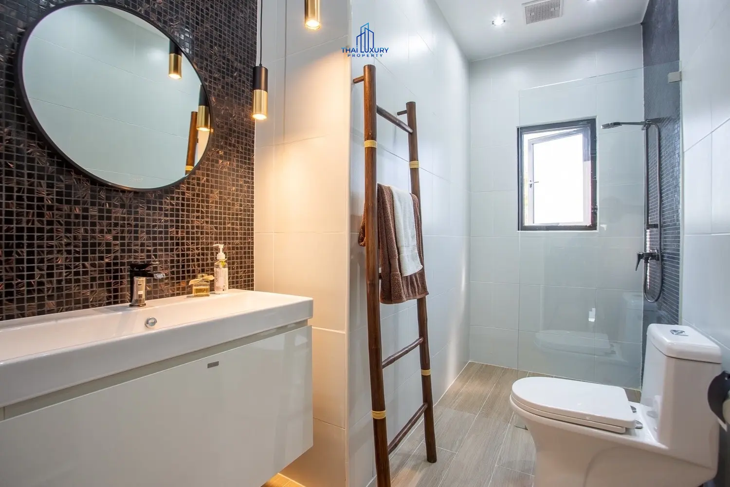 Beautiful 3-Bedroom Pool Villa at Emerald Scenery, Hua Hin Soi 112 – For Sale and For Rent