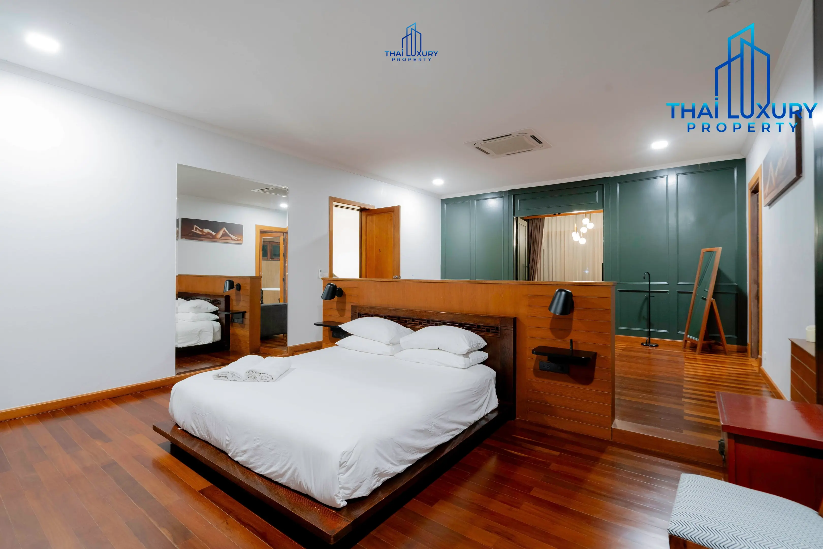 Very Large Luxurious 9 Bedrooms Pool Villa at Palm Hills Golf Course Hua Hin – Cha-Am