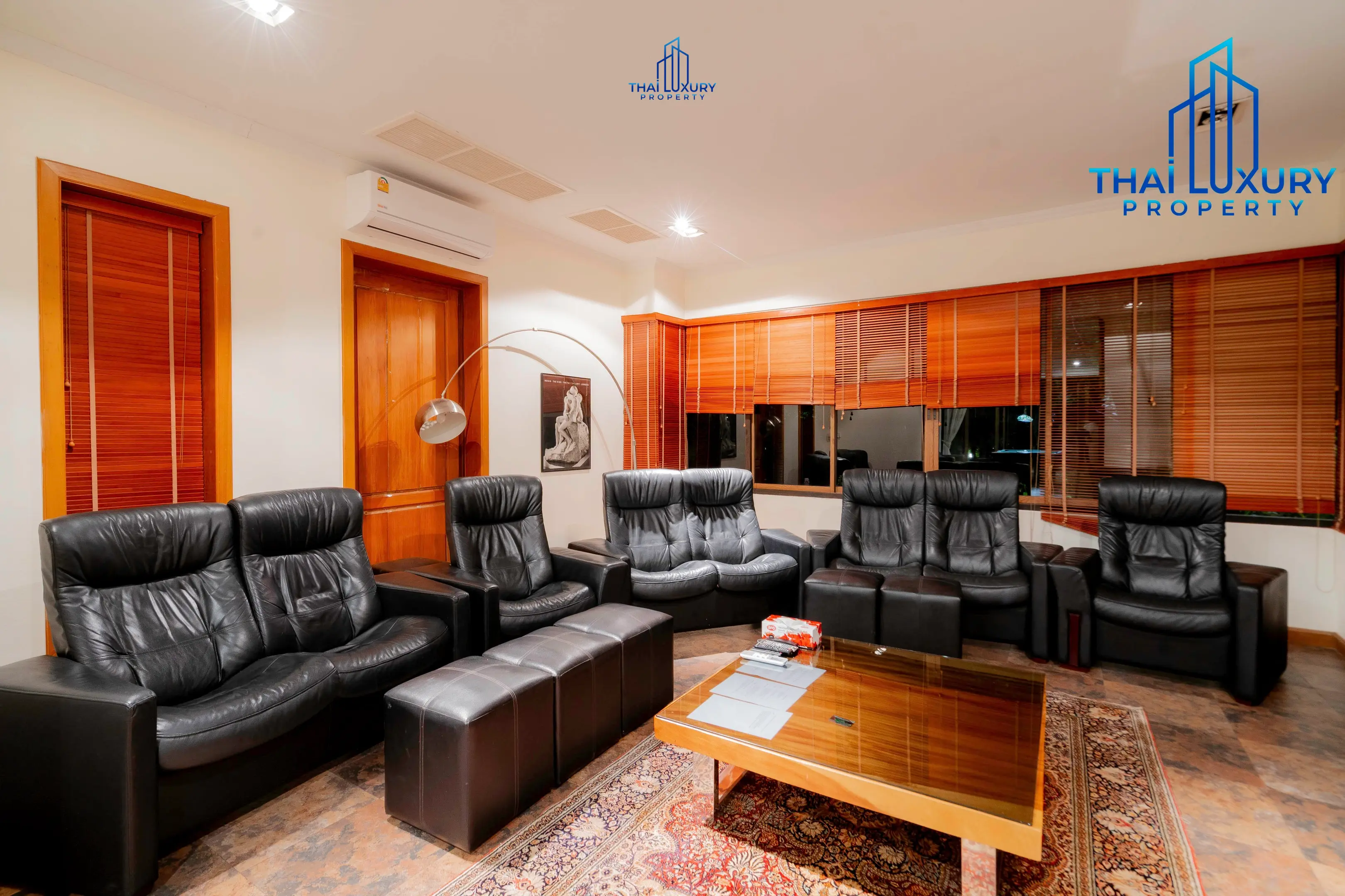 Very Large Luxurious 9 Bedrooms Pool Villa at Palm Hills Golf Course Hua Hin – Cha-Am