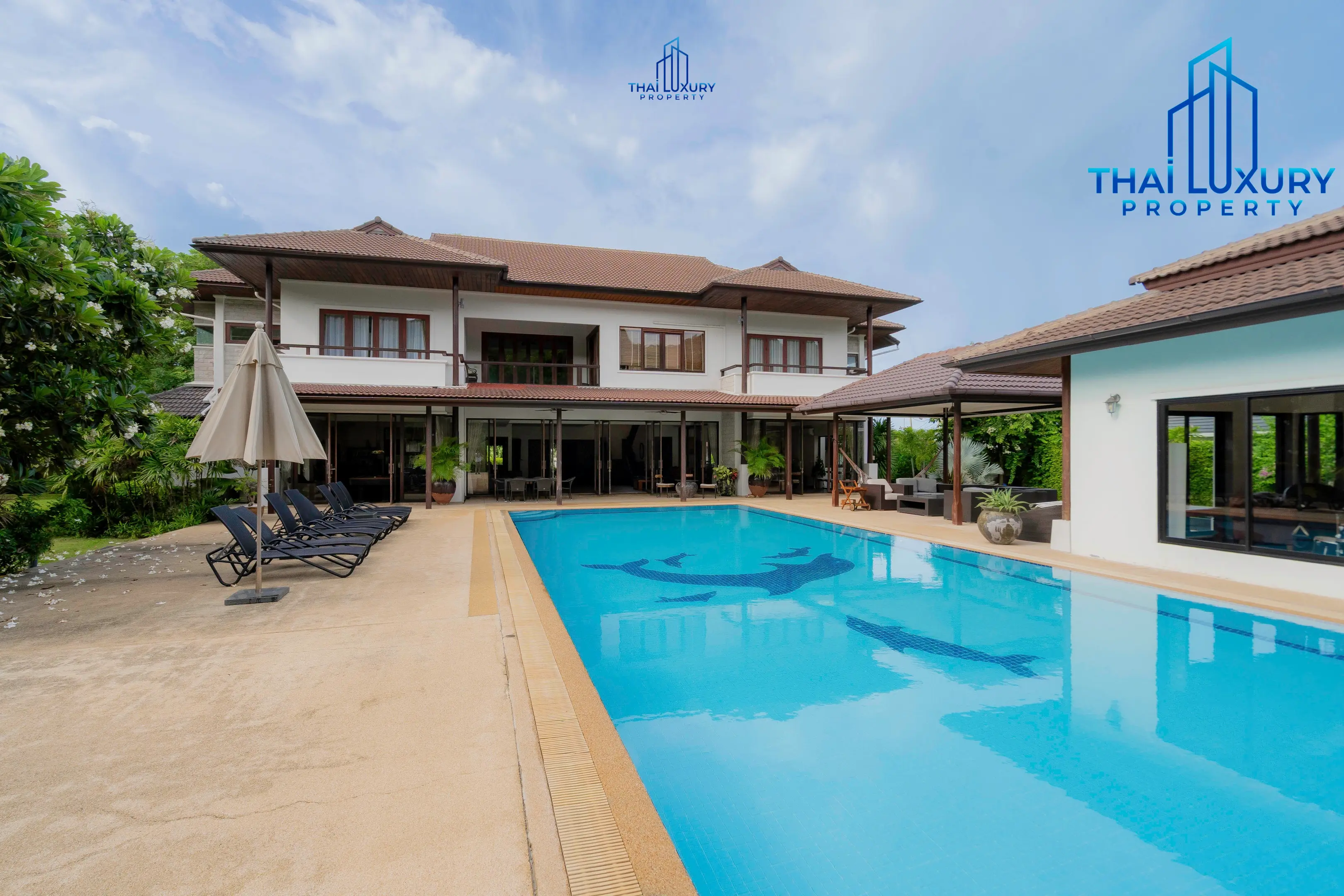 Very Large Luxurious 9 Bedrooms Pool Villa at Palm Hills Golf Course Hua Hin – Cha-Am