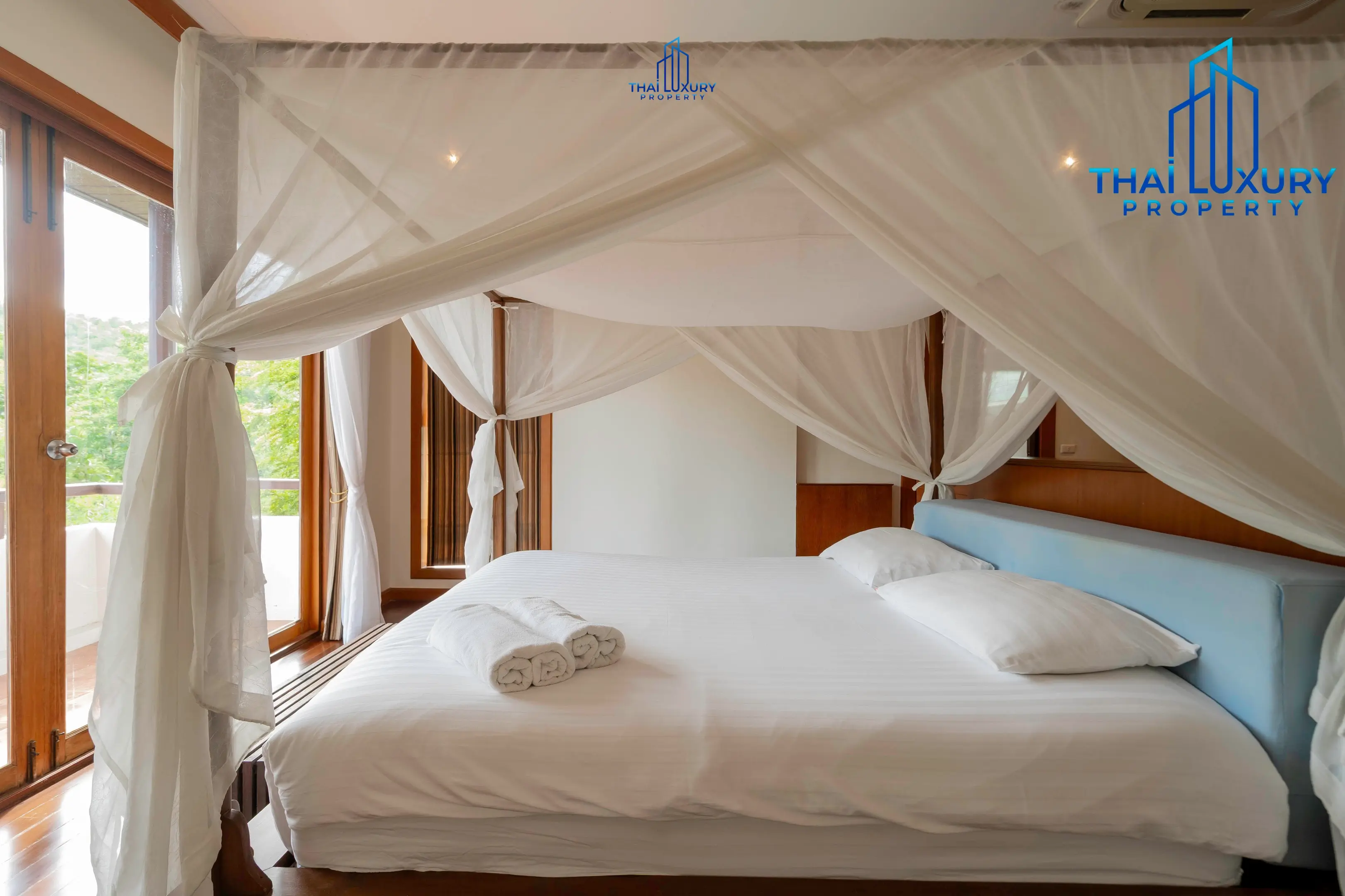 Very Large Luxurious 9 Bedrooms Pool Villa at Palm Hills Golf Course Hua Hin – Cha-Am