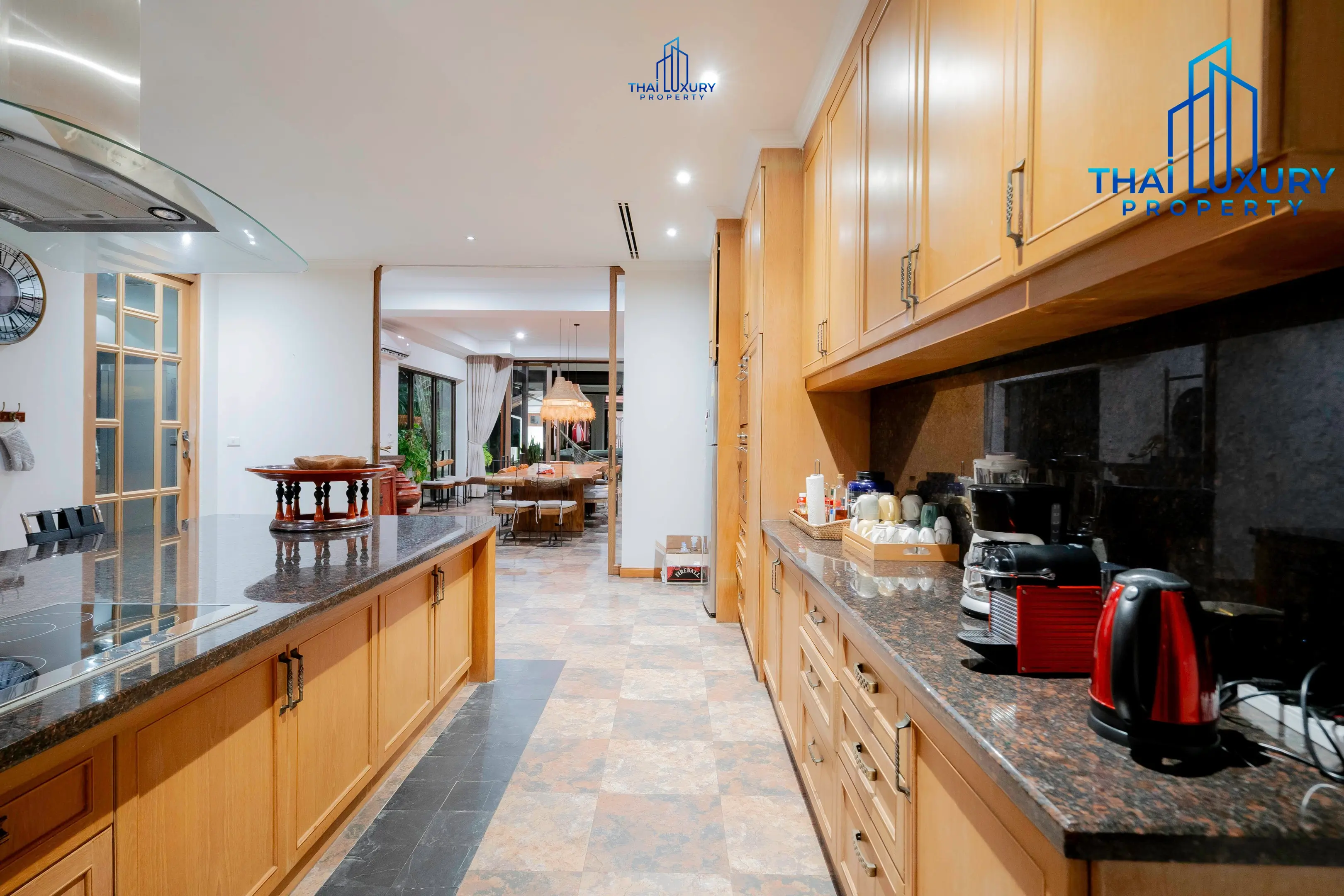 Very Large Luxurious 9 Bedrooms Pool Villa at Palm Hills Golf Course Hua Hin – Cha-Am
