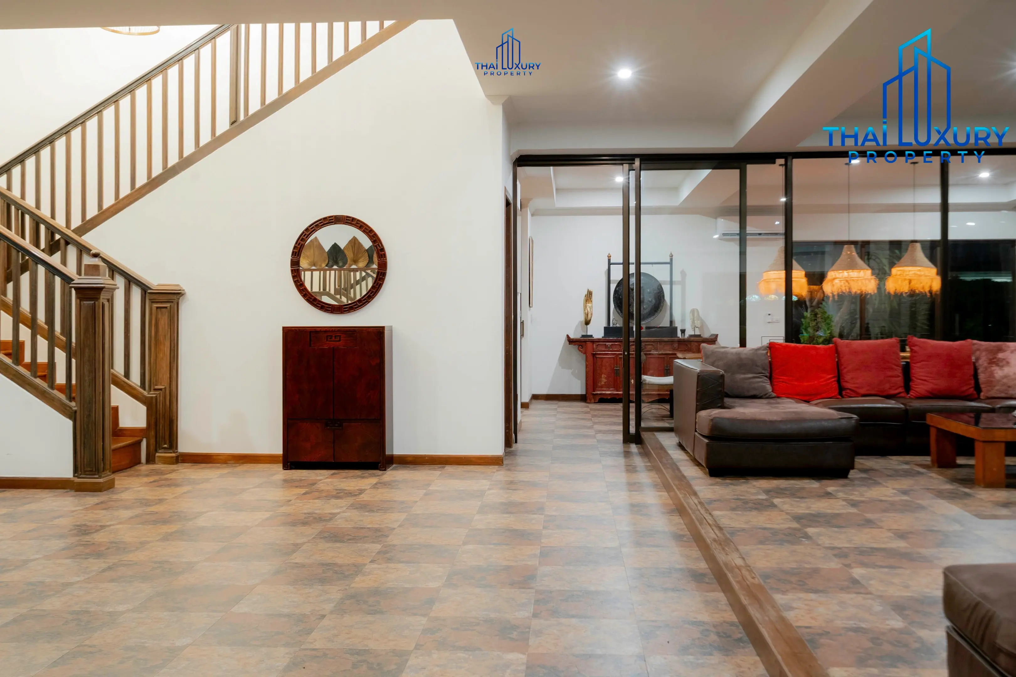 Very Large Luxurious 9 Bedrooms Pool Villa at Palm Hills Golf Course Hua Hin – Cha-Am