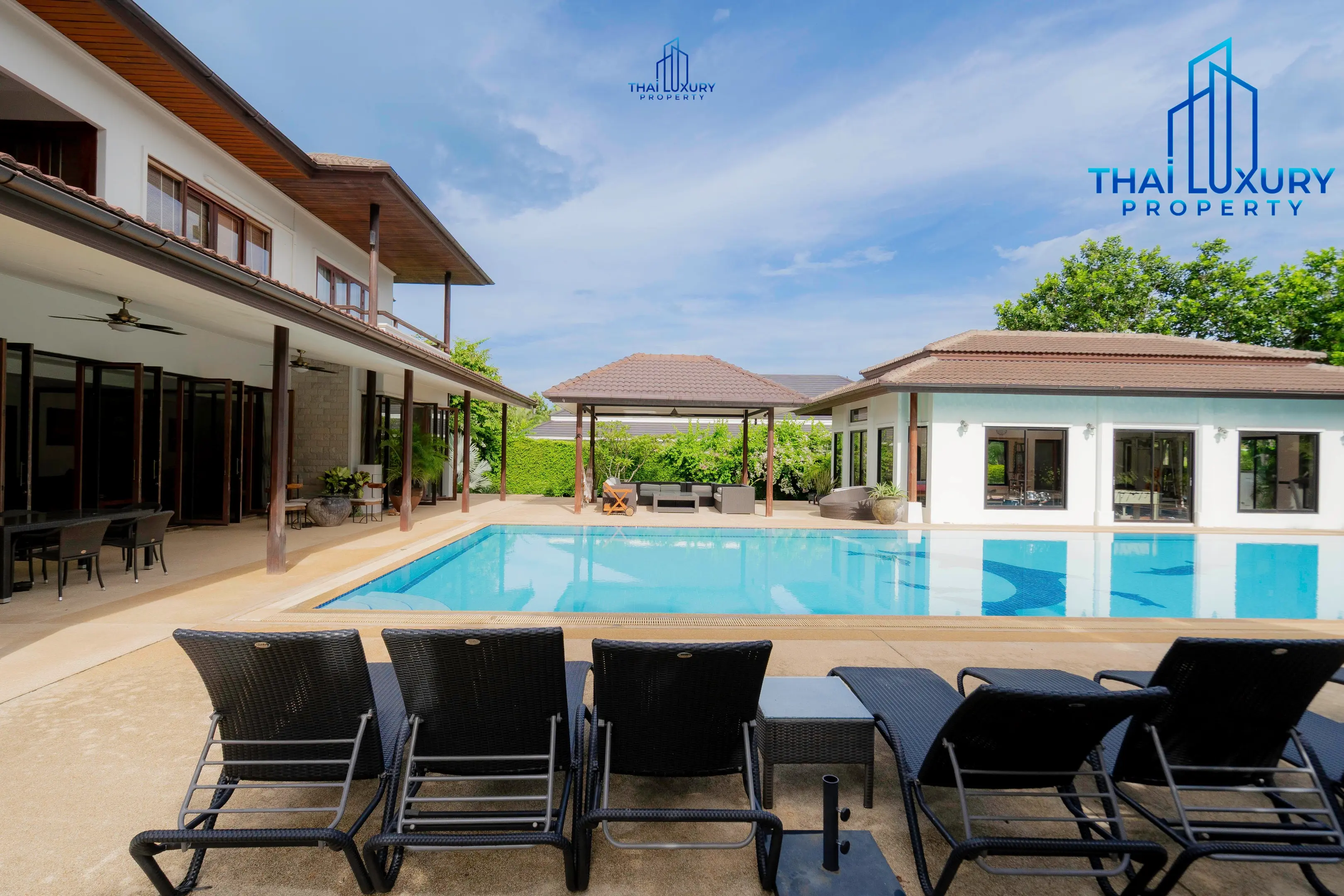 Very Large Luxurious 9 Bedrooms Pool Villa at Palm Hills Golf Course Hua Hin – Cha-Am