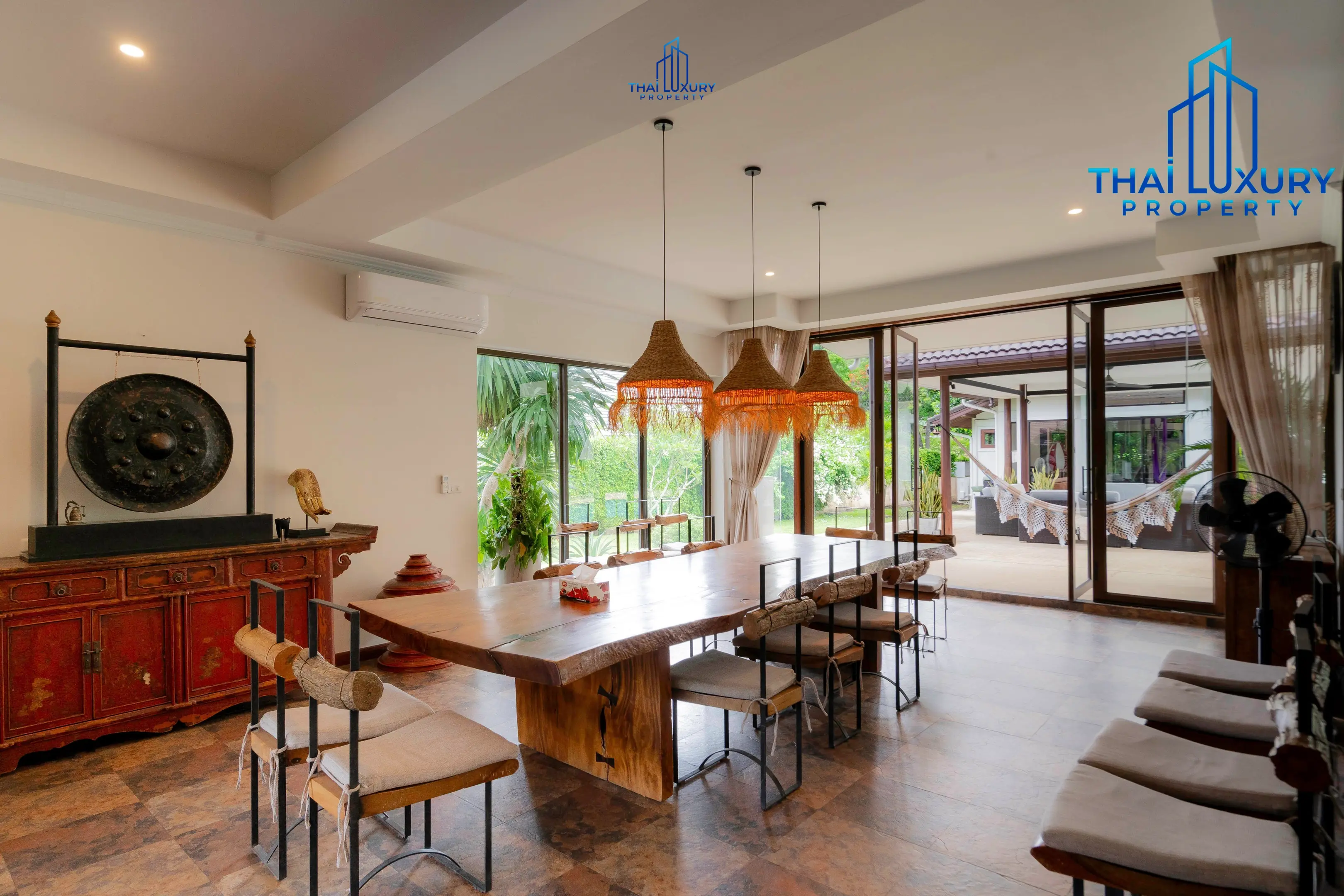 Very Large Luxurious 9 Bedrooms Pool Villa at Palm Hills Golf Course Hua Hin – Cha-Am