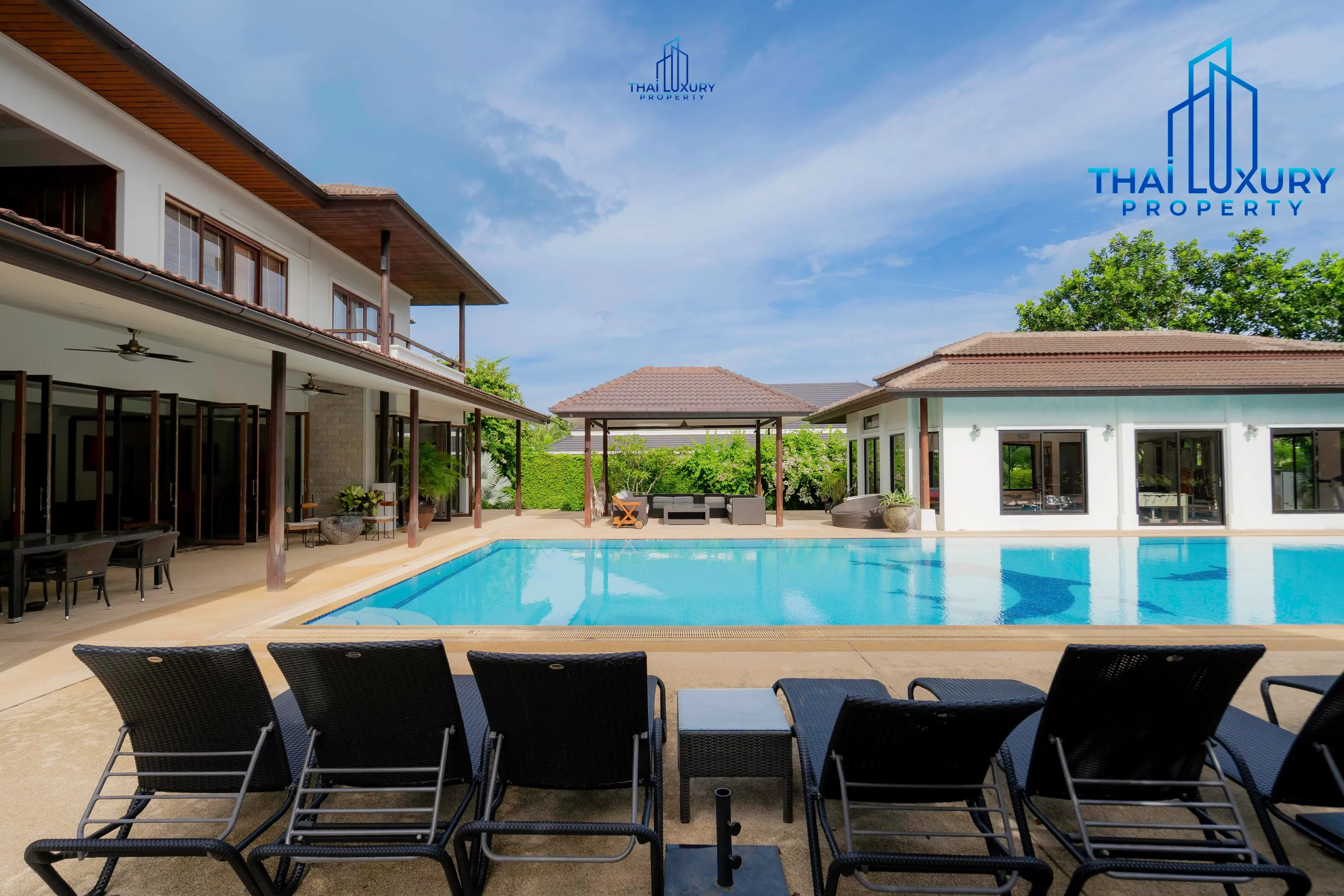 Very Large Luxurious 9 Bedrooms Pool Villa at Palm Hills Golf Course Hua Hin – Cha-Am