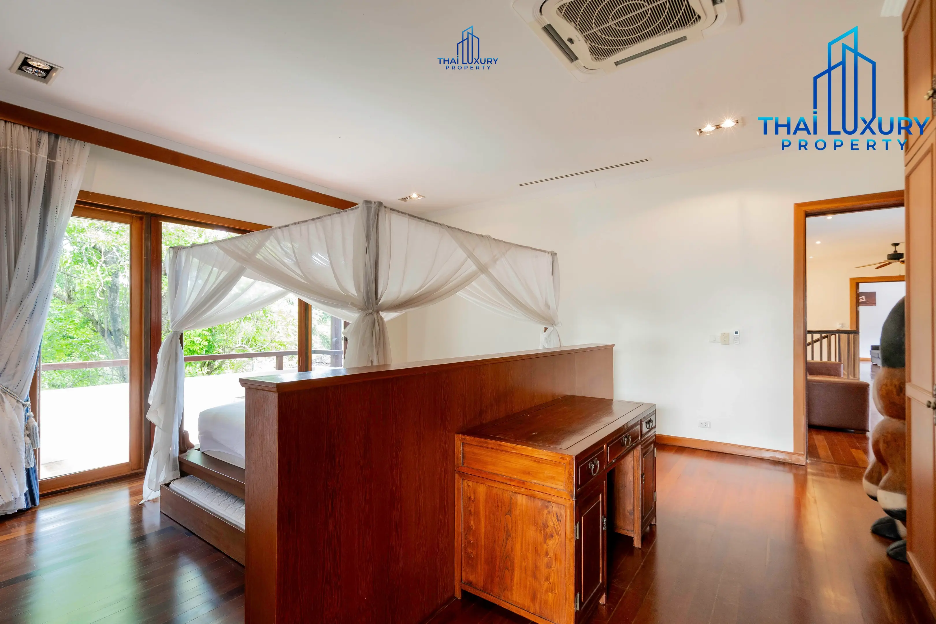 Very Large Luxurious 9 Bedrooms Pool Villa at Palm Hills Golf Course Hua Hin – Cha-Am