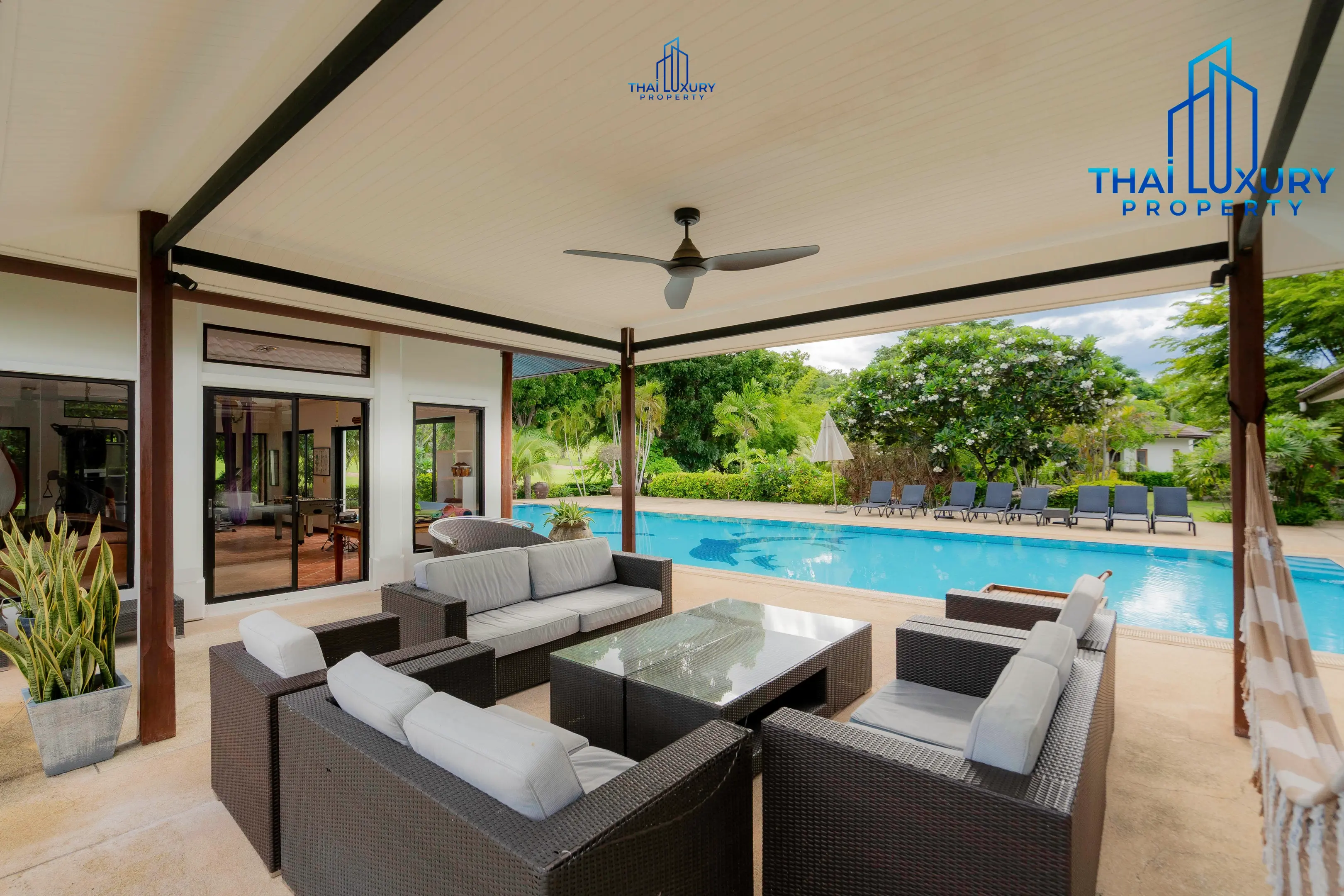 Very Large Luxurious 9 Bedrooms Pool Villa at Palm Hills Golf Course Hua Hin – Cha-Am